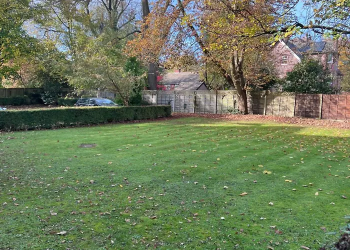 Brentwood Court